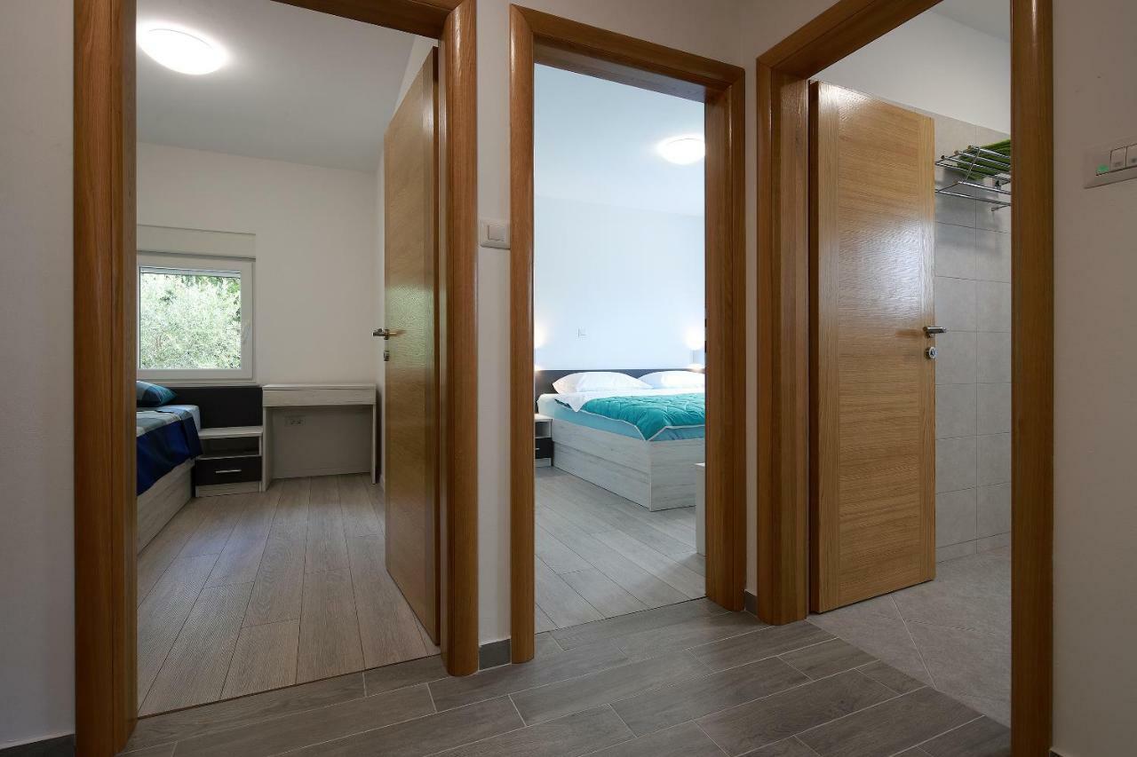 Apartmani Judita Pinezici  Bagian luar foto