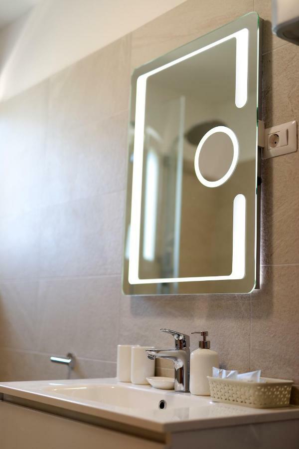 Apartmani Judita Pinezici  Bagian luar foto