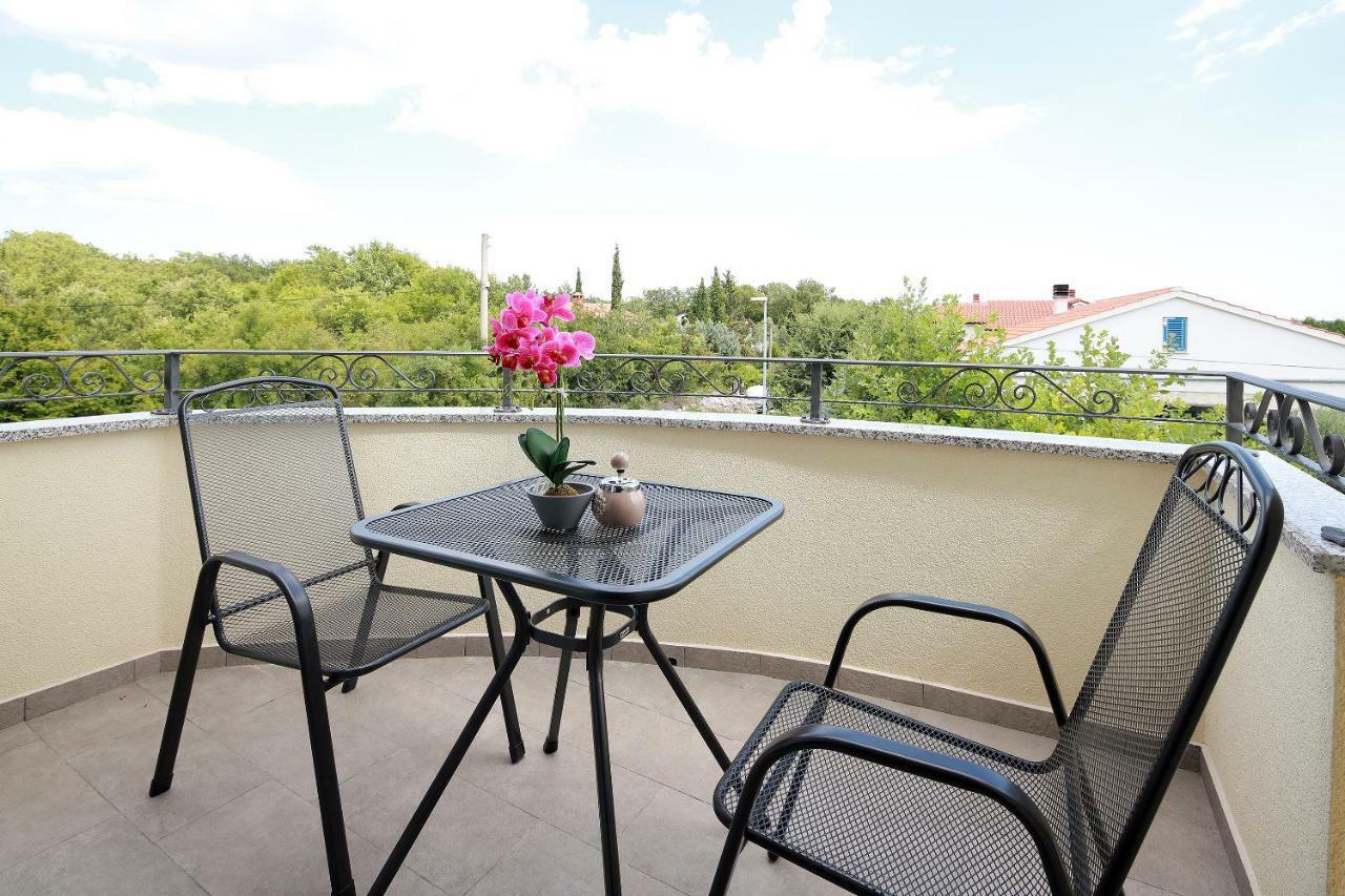 Apartmani Judita Pinezici  Bagian luar foto