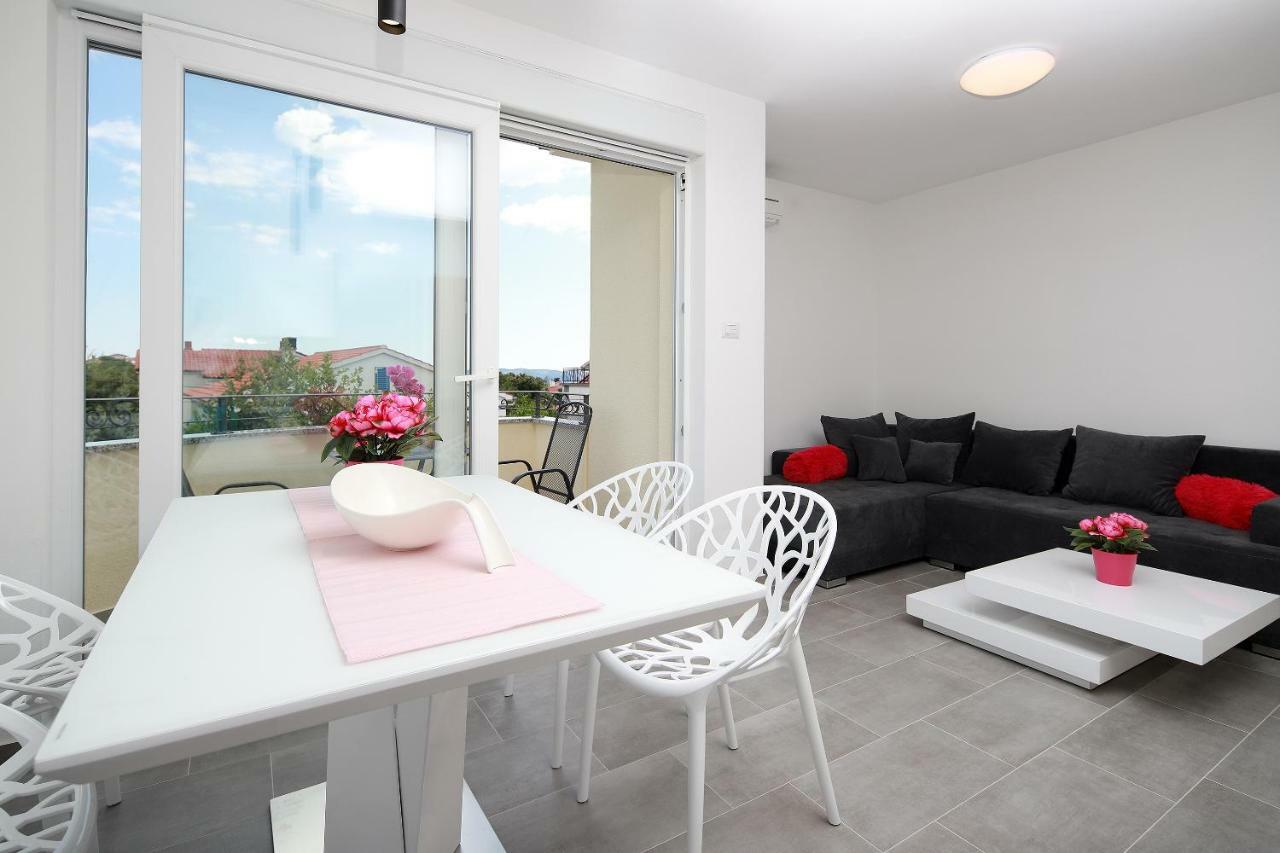 Apartmani Judita Pinezici  Bagian luar foto