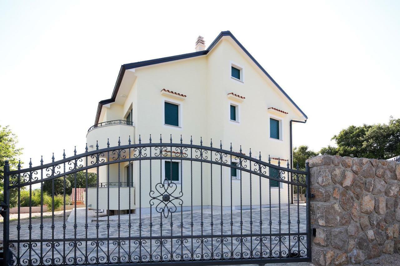 Apartmani Judita Pinezici  Bagian luar foto